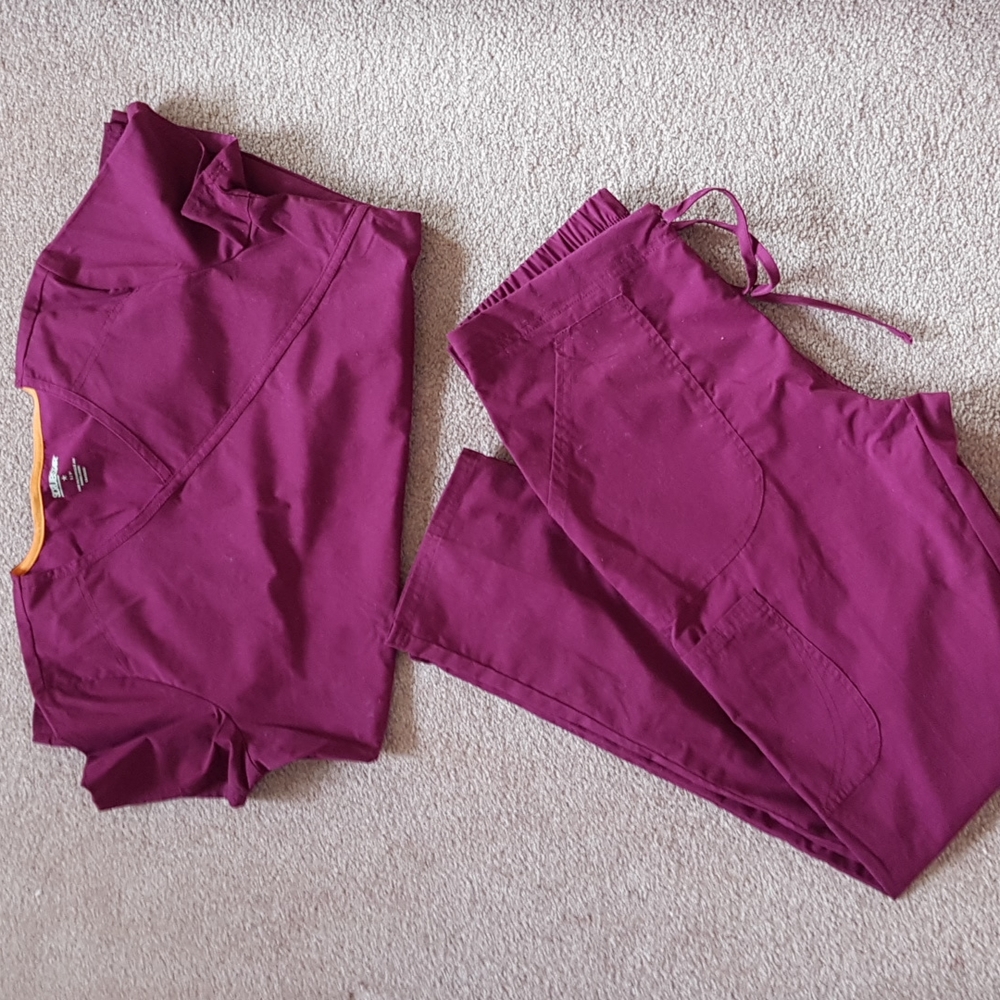 Scrubstar maroon scrub set